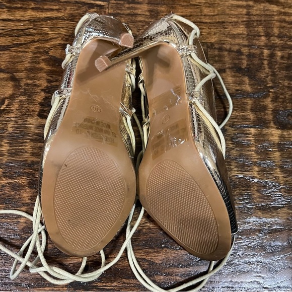 M & L Gold Tie Up High heels - Picture 13 of 15